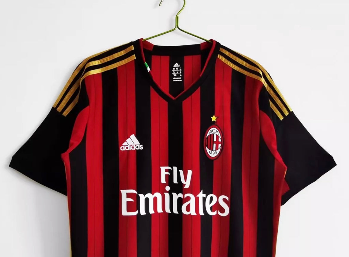 ‘Kaka 22’ 2013-14 AC Milan home retro jersey