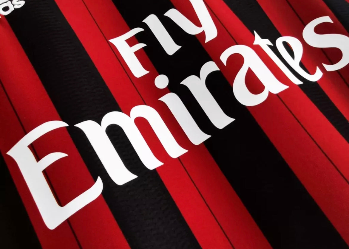 ‘Kaka 22’ 2013-14 AC Milan home retro jersey